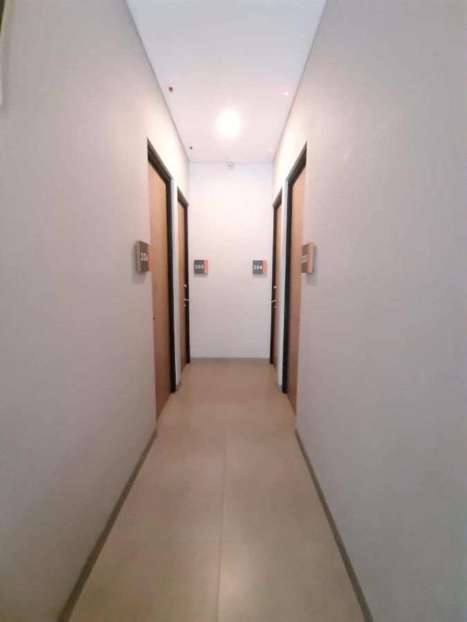 Hotel Oyo Life 92770 Cozy Puri 22 à Jakarta Extérieur photo