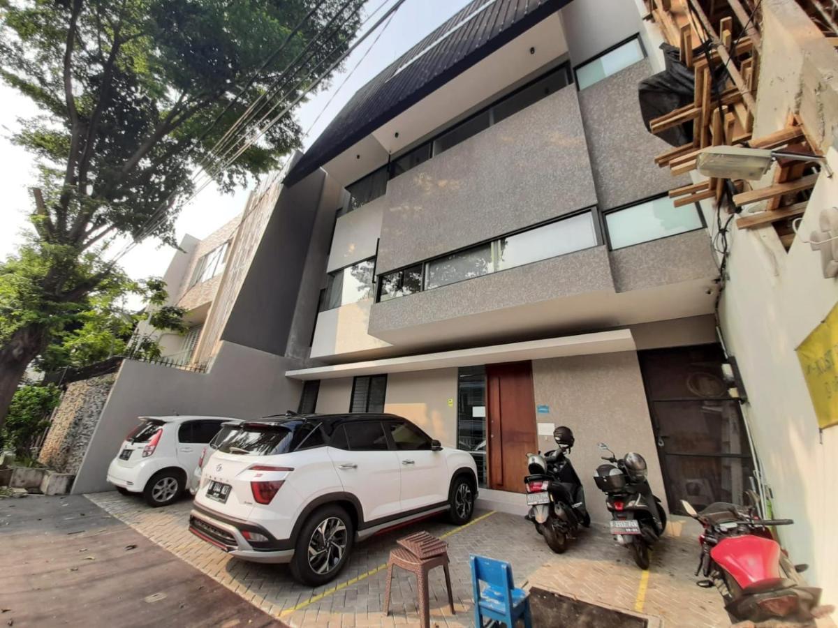 Hotel Oyo Life 92770 Cozy Puri 22 à Jakarta Extérieur photo